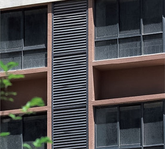 百（bǎi）叶窗（chuāng）