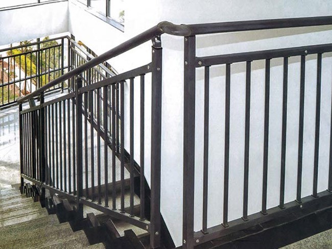樓梯扶手