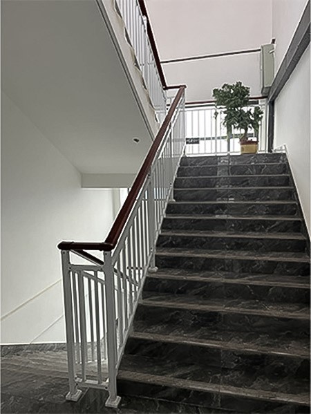 樓梯扶手