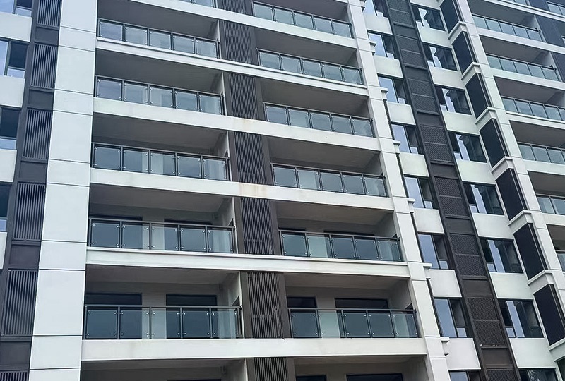 如何有（yǒu）效維護陽（yáng）台護欄以延長（zhǎng）使用壽命