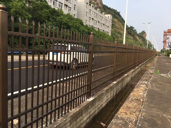 江西省九江市翔升（shēng）船廠圍牆護欄