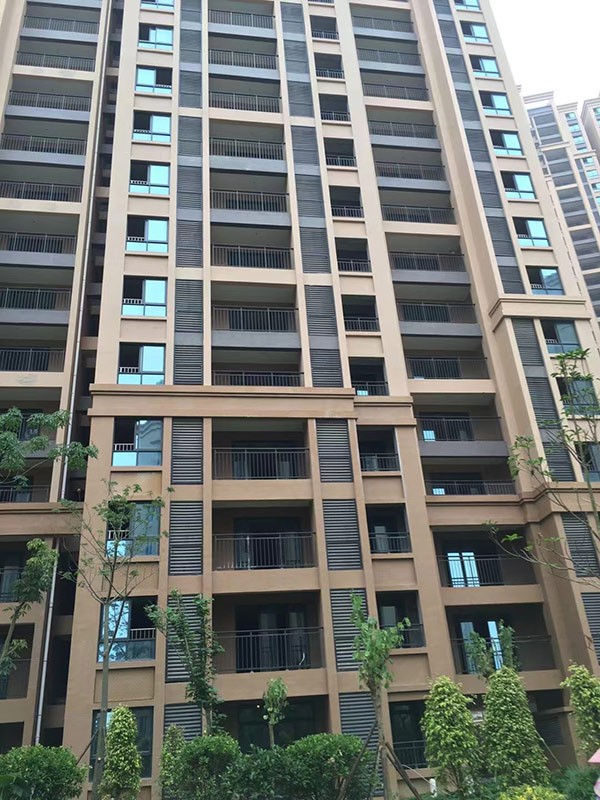 陽台欄（lán）杆